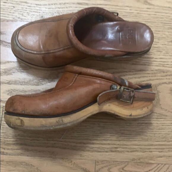 FRYE LEATHER DISTRESSED‎ CLOG SIZE 7 - Picture 3 of 5